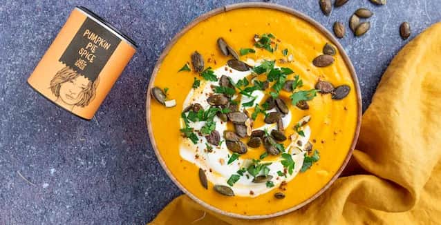Die besten Gewürze für Kürbissuppe: So wird sie unwiderstehlich lecker