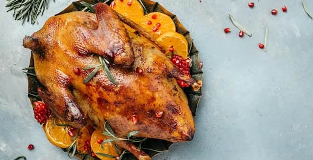 Die besten Gewürze für Entenkeule: So wird dein Gericht unwiderstehlich Die besten Gewürze für Entenkeule: So wird dein Gericht unwiderstehlich